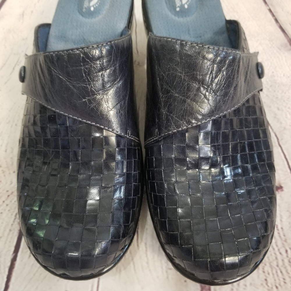 Soft walk clogs Nursing leather Navy Size  9 - Picture 5 of 9